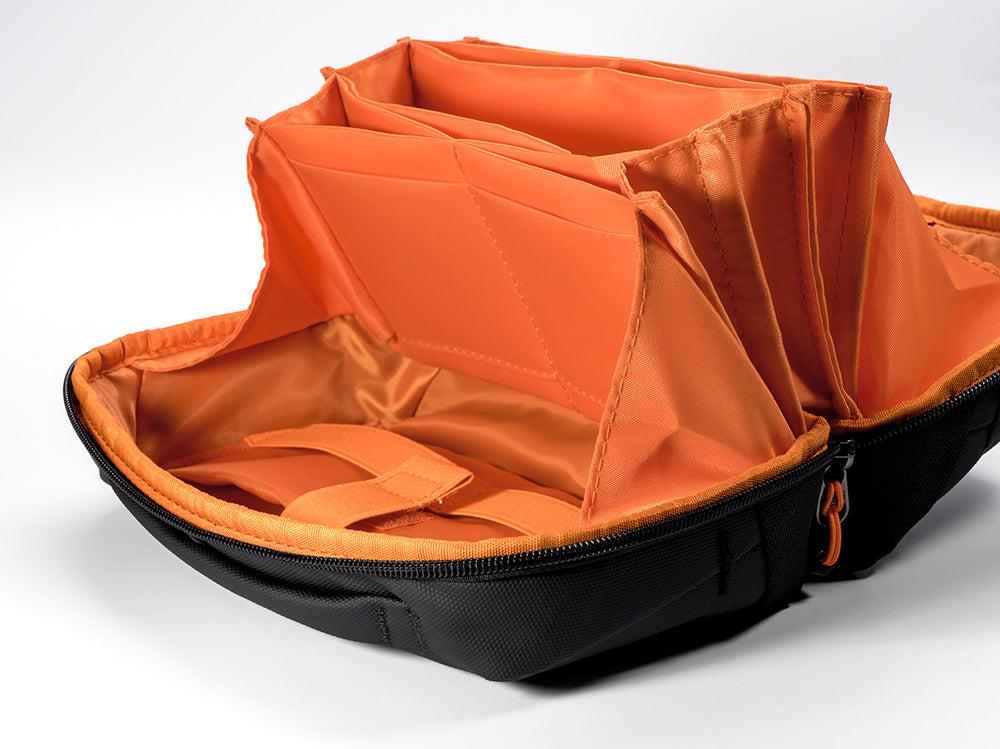 Clamshell Max 全開式多隔層收納包